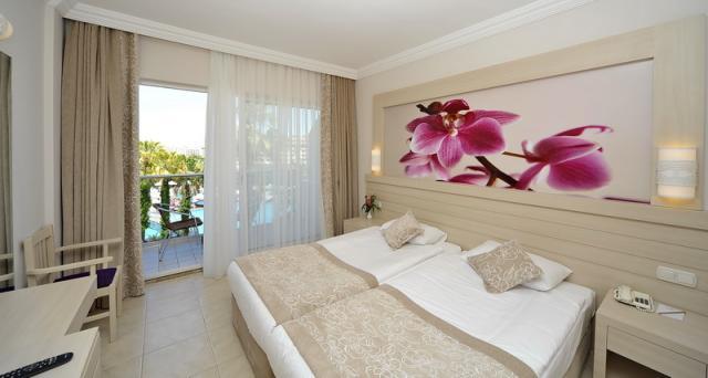 Royal Garden Suite Hotel Alanya Exterior photo