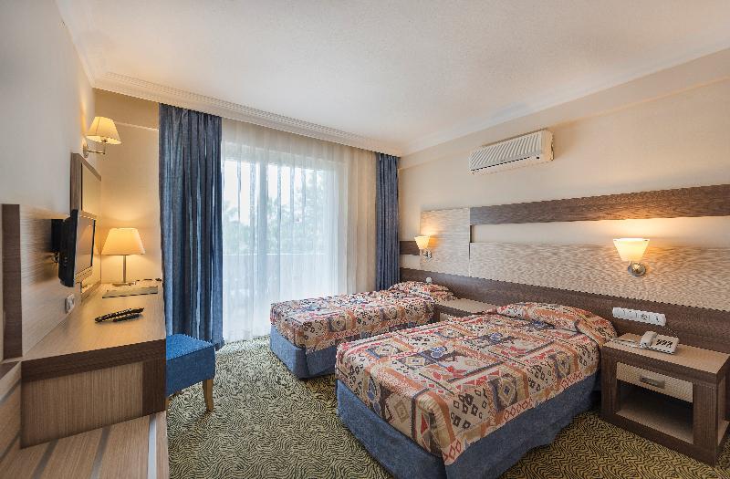 Royal Garden Suite Hotel Alanya Exterior photo